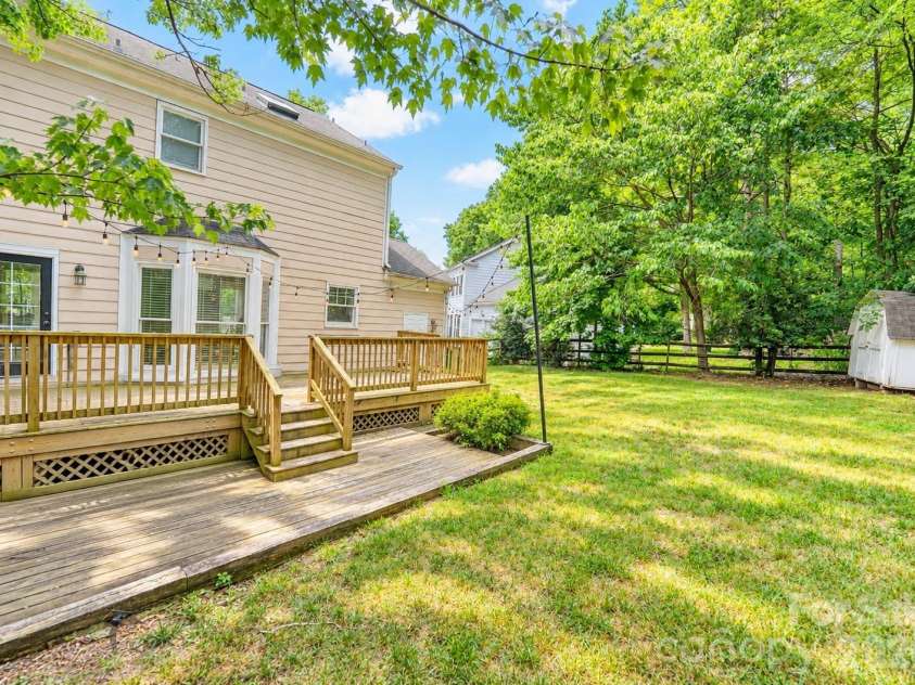 3100 Wellhouse Court, Charlotte, NC 28210.  MLS# CAR4407337, YatesRealty ID 43293. 