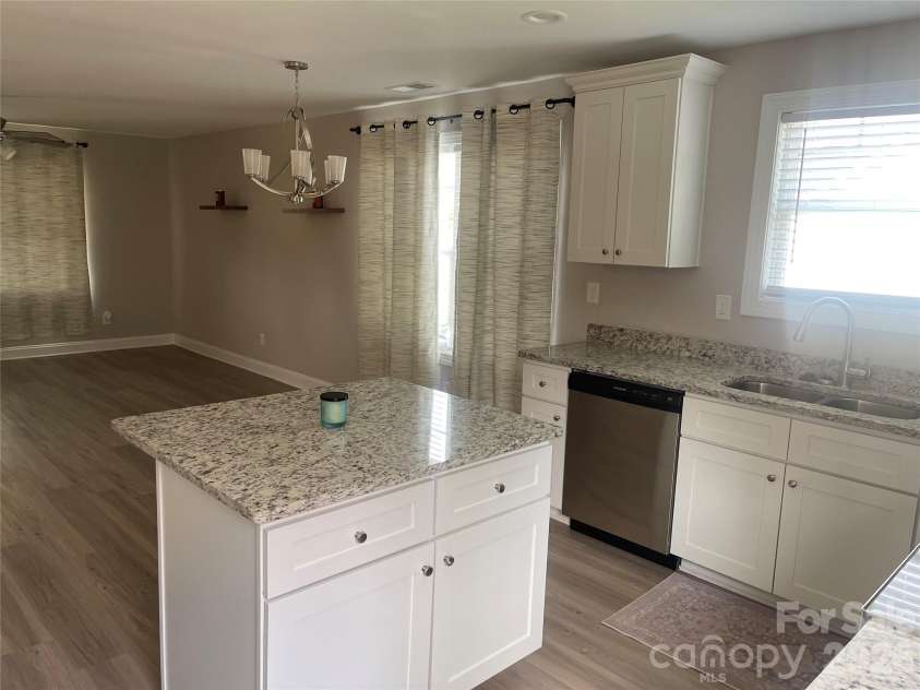 1711 Greenbrooke Road, Hudson, NC 28638.  MLS# CAR4407114, YatesRealty ID 43298. 