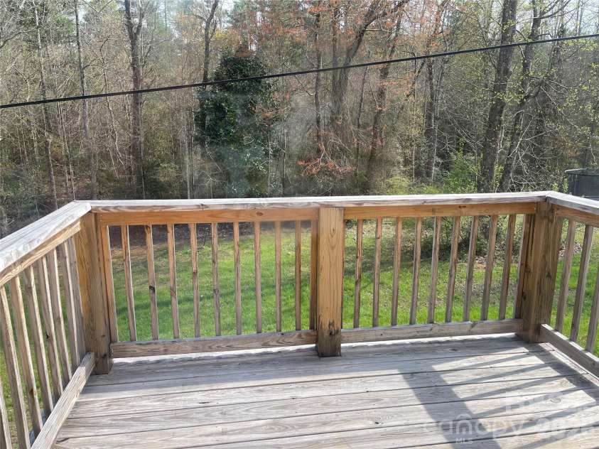 1711 Greenbrooke Road, Hudson, NC 28638.  MLS# CAR4407114, YatesRealty ID 43298. 