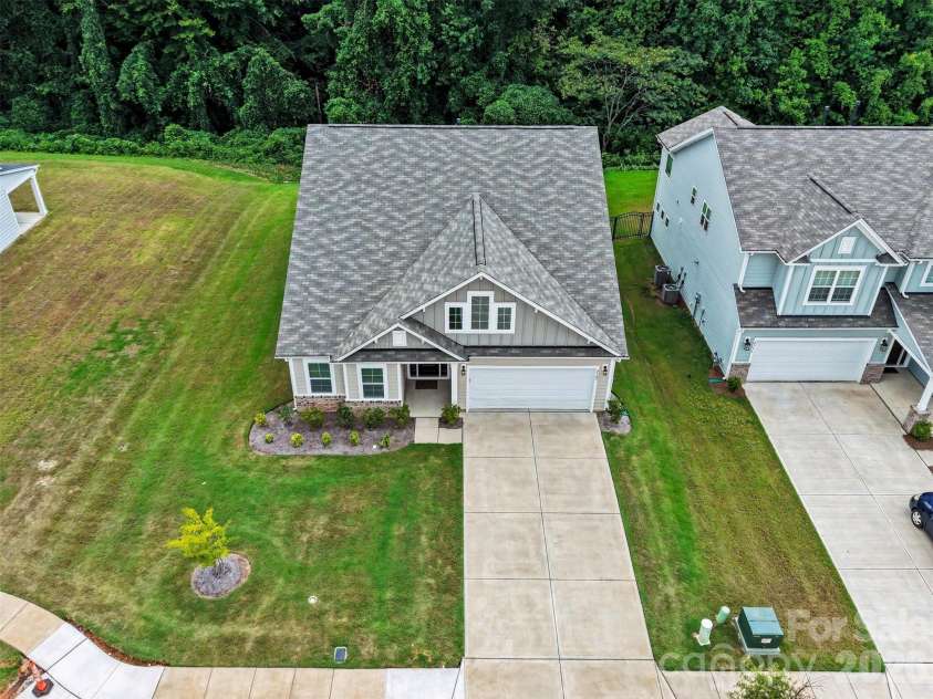 2305 Trundle Drive, Gastonia, NC 28054.  MLS# CAR4408062, YatesRealty ID 43299. 
