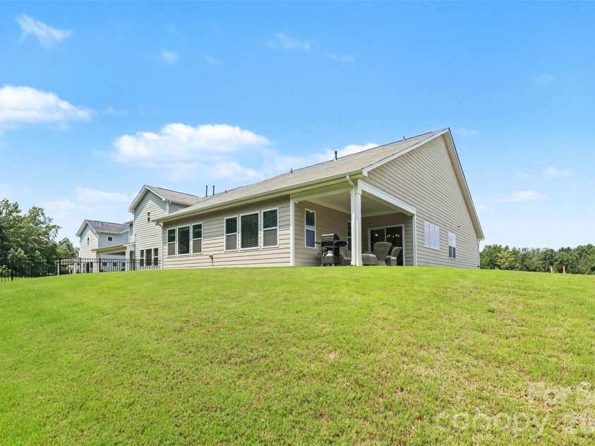 2305 Trundle Drive, Gastonia, NC 28054.  MLS# CAR4408062, YatesRealty ID 43299. Backyard