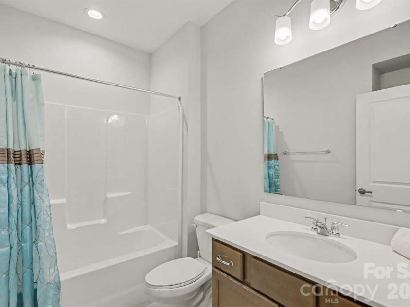 2305 Trundle Drive, Gastonia, NC 28054.  MLS# CAR4408062, YatesRealty ID 43299. Full Bath