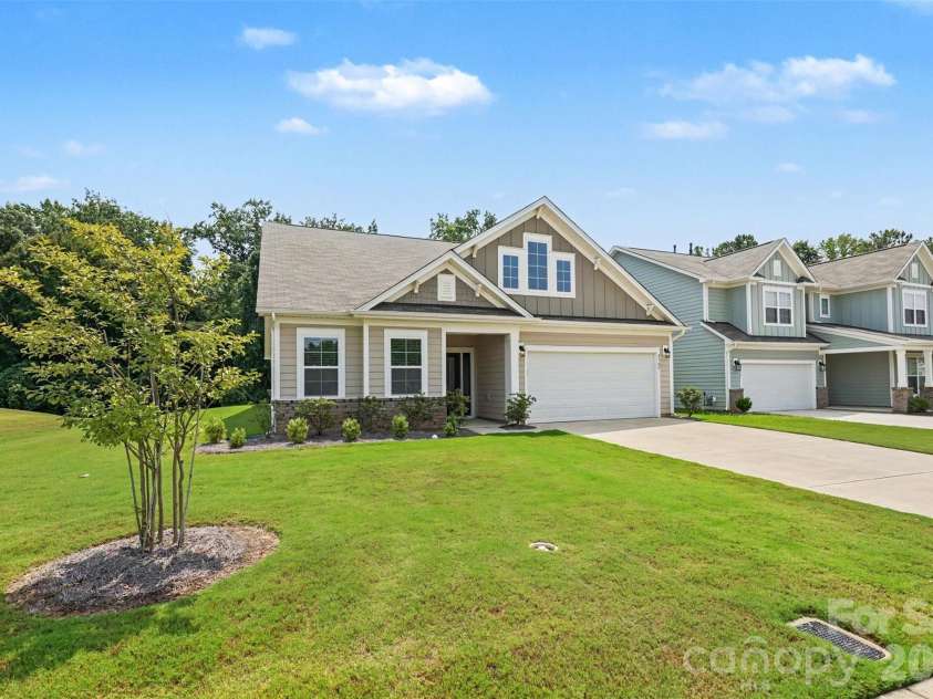 2305 Trundle Drive, Gastonia, NC 28054.  MLS# CAR4408062, YatesRealty ID 43299. Large Lot