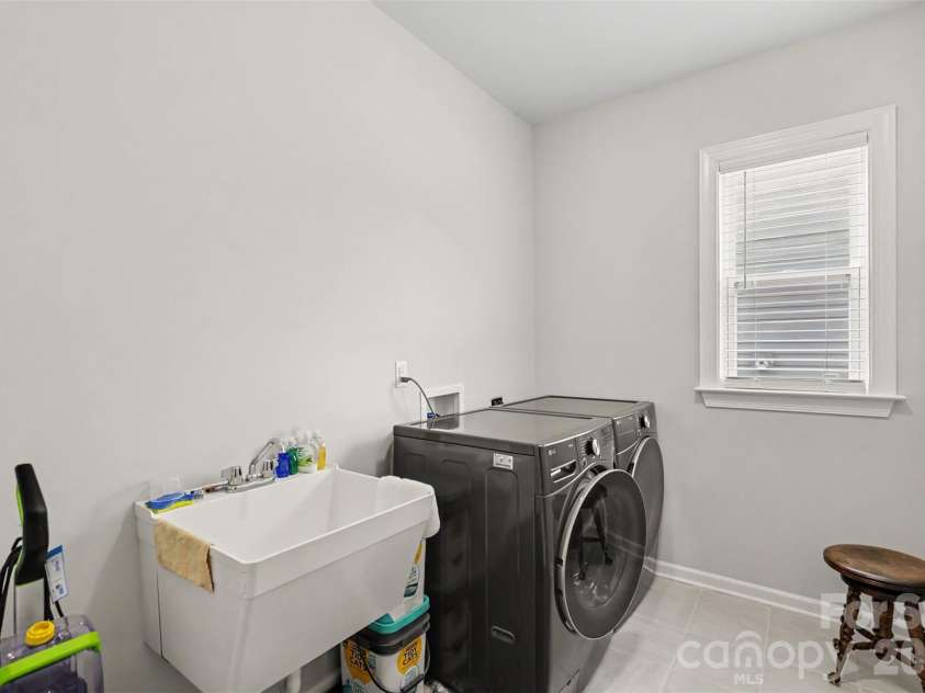 2305 Trundle Drive, Gastonia, NC 28054.  MLS# CAR4408062, YatesRealty ID 43299. Laundry Room