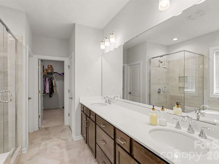 2305 Trundle Drive, Gastonia, NC 28054.  MLS# CAR4408062, YatesRealty ID 43299. Primary Bathroom