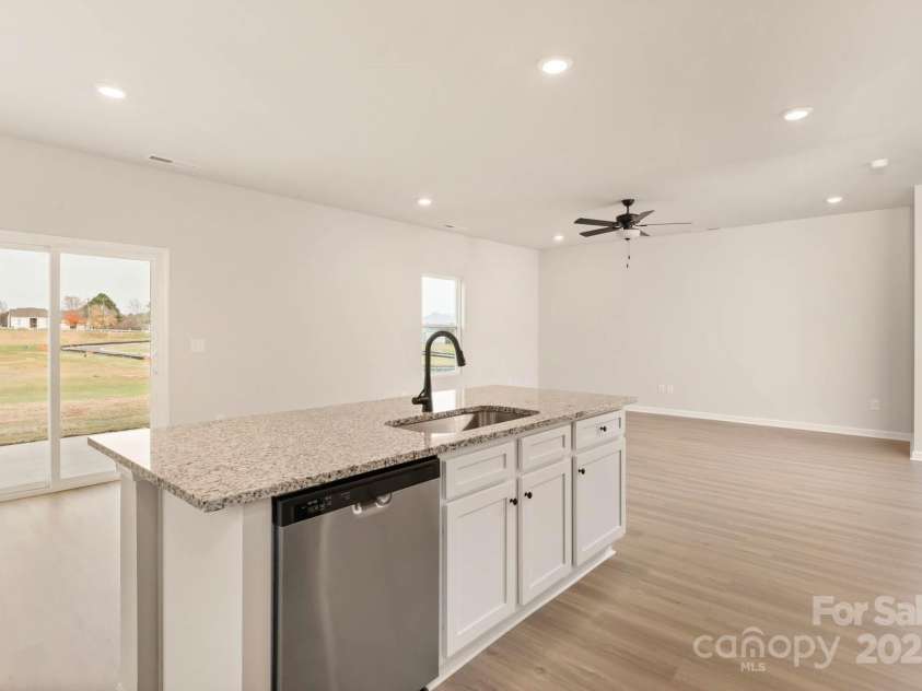 1048 Russell Drive, Winston Salem, NC 27127.  MLS# CAR4273525, YatesRealty ID 4330. 