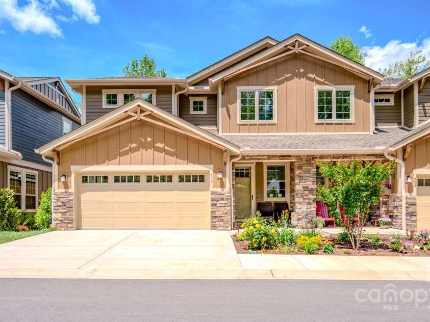 552 Sweet Birch Park Lane, Black Mountain, NC 28711.  MLS# CAR4305365, YatesRealty ID 4330. 