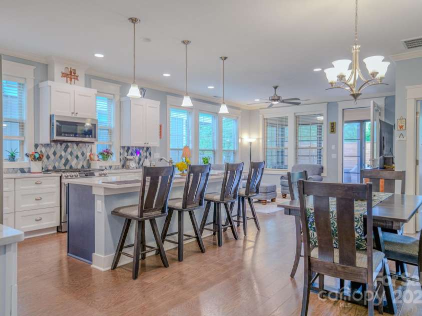 552 Sweet Birch Park Lane, Black Mountain, NC 28711.  MLS# CAR4305365, YatesRealty ID 4330. 