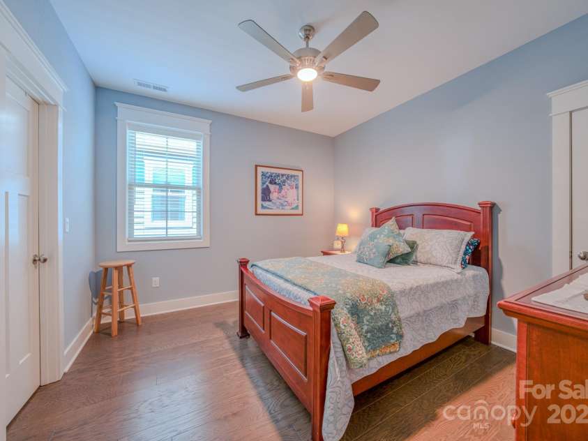 552 Sweet Birch Park Lane, Black Mountain, NC 28711.  MLS# CAR4305365, YatesRealty ID 4330. 