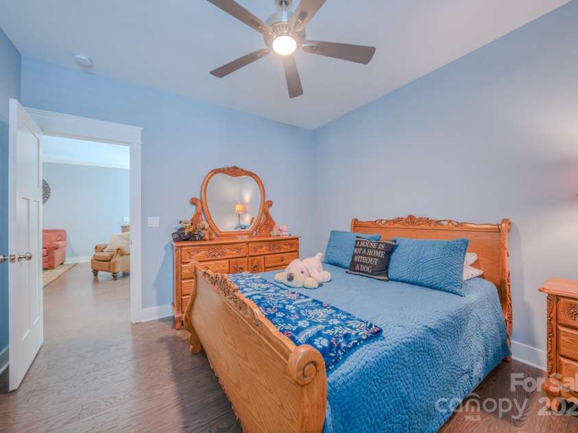 552 Sweet Birch Park Lane, Black Mountain, NC 28711.  MLS# CAR4305365, YatesRealty ID 4330. 