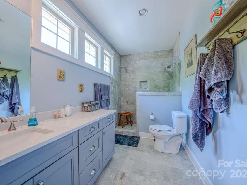 552 Sweet Birch Park Lane, Black Mountain, NC 28711.  MLS# CAR4305365, YatesRealty ID 4330. 