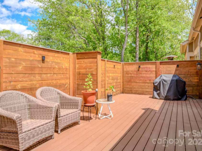 552 Sweet Birch Park Lane, Black Mountain, NC 28711.  MLS# CAR4305365, YatesRealty ID 4330. 