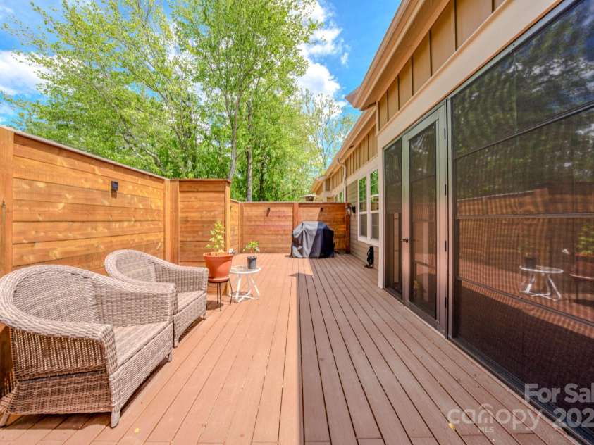 552 Sweet Birch Park Lane, Black Mountain, NC 28711.  MLS# CAR4305365, YatesRealty ID 4330. 