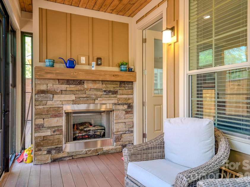 552 Sweet Birch Park Lane, Black Mountain, NC 28711.  MLS# CAR4374143, YatesRealty ID 4330. 
