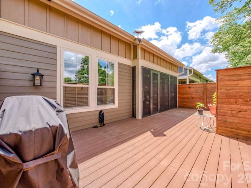 552 Sweet Birch Park Lane, Black Mountain, NC 28711.  MLS# CAR4374143, YatesRealty ID 4330. 