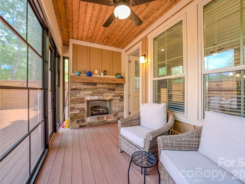 552 Sweet Birch Park Lane, Black Mountain, NC 28711.  MLS# CAR4374143, YatesRealty ID 4330. Esy breeze