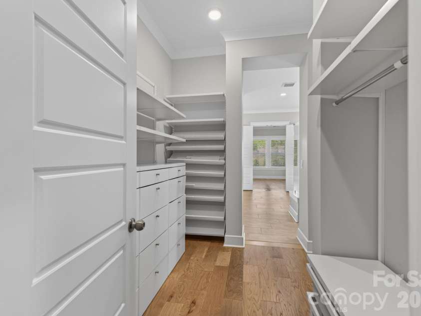 1432 Encore Lane, Waxhaw, NC 28173.  MLS# CAR4400460, YatesRealty ID 43300. Custom Closet