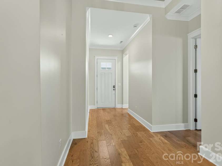 1432 Encore Lane, Waxhaw, NC 28173.  MLS# CAR4400460, YatesRealty ID 43300. Front Foyer