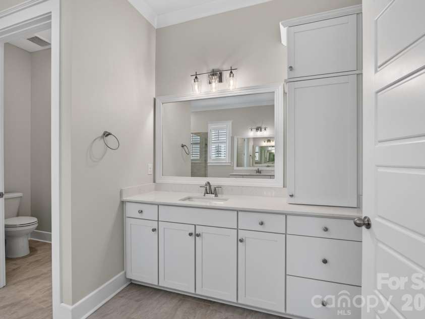 1432 Encore Lane, Waxhaw, NC 28173.  MLS# CAR4400460, YatesRealty ID 43300. Primary Bathroom Vanity