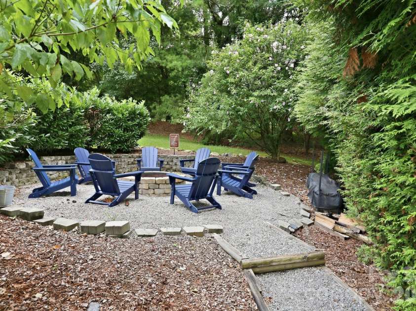 27,29 & 31 A/B Brown Road, Asheville, NC 28806.  MLS# CAR4406408, YatesRealty ID 43301. 31 A Brown Rd