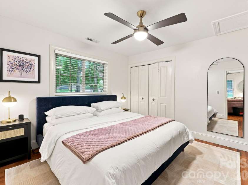 27,29 & 31 A/B Brown Road, Asheville, NC 28806.  MLS# CAR4406408, YatesRealty ID 43301. 31 A Brown Rd