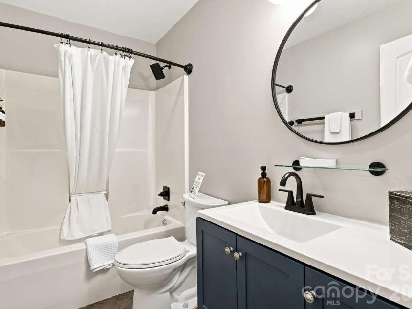 27,29 & 31 A/B Brown Road, Asheville, NC 28806.  MLS# CAR4406408, YatesRealty ID 43301. 31 A Brown Rd