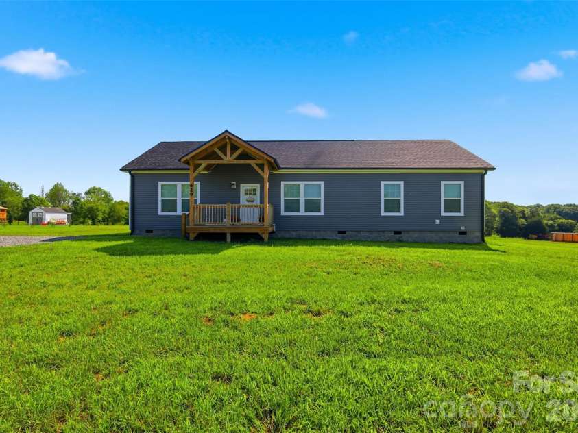 629 Mount Wesley Church Road, Hiddenite, NC 28636.  MLS# CAR4412961, YatesRealty ID 43304. 