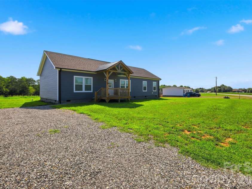 629 Mount Wesley Church Road, Hiddenite, NC 28636.  MLS# CAR4412961, YatesRealty ID 43304. 