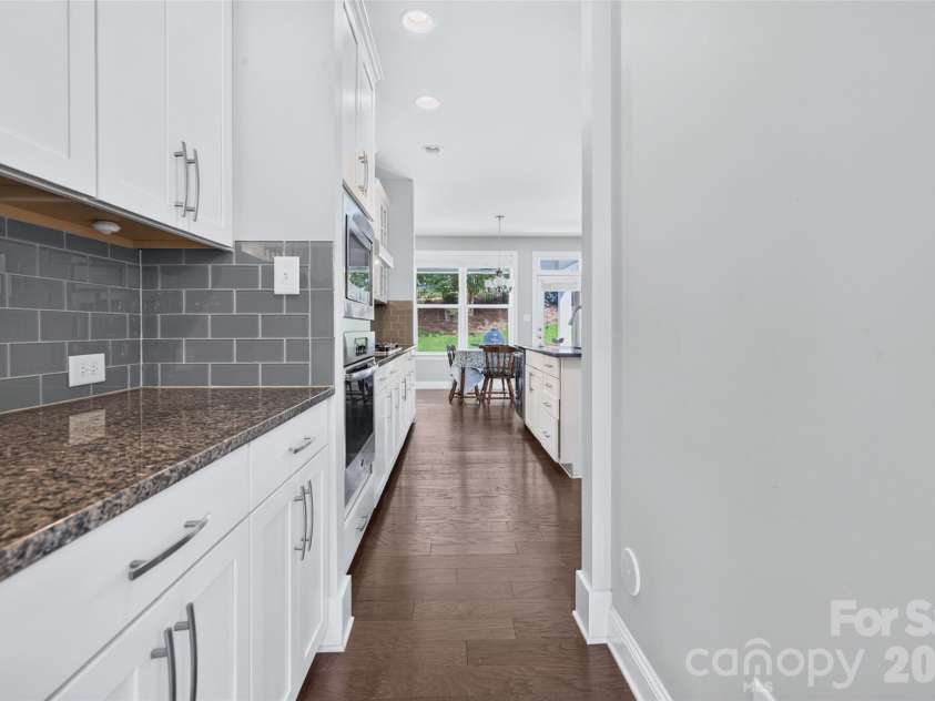 113 Heron Cove Loop, Mooresville, NC 28117.  MLS# CAR4405007, YatesRealty ID 43305. 