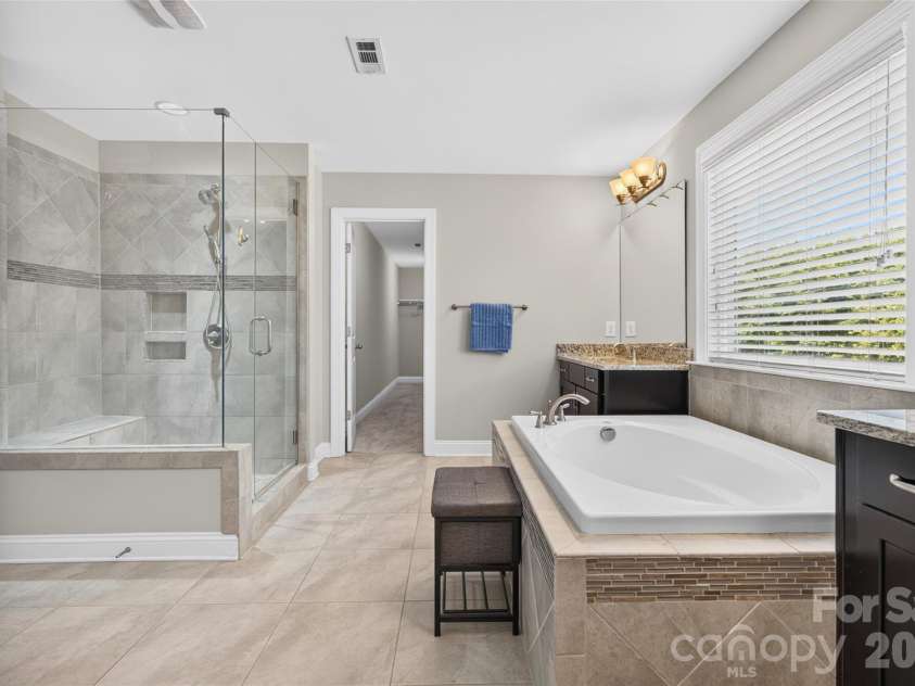 113 Heron Cove Loop, Mooresville, NC 28117.  MLS# CAR4405007, YatesRealty ID 43305. 