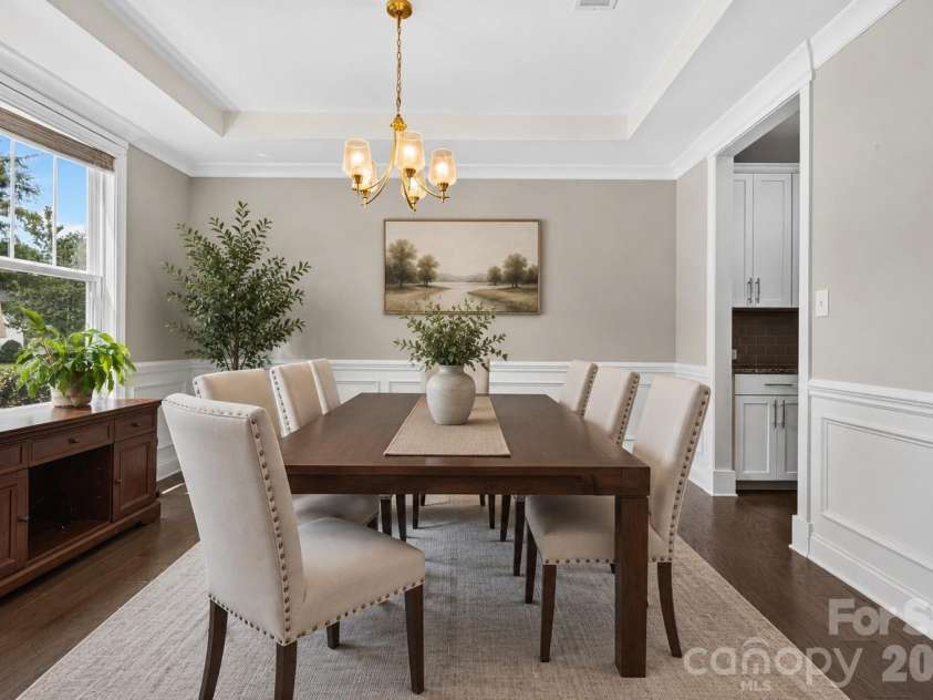 113 Heron Cove Loop, Mooresville, NC 28117.  MLS# CAR4405007, YatesRealty ID 43305. Virtually staged dining room