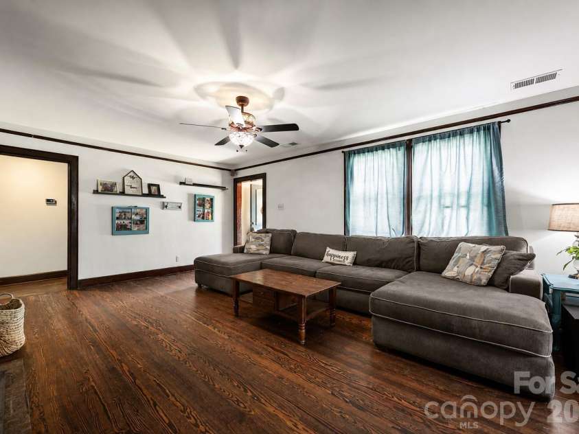 313 Jackson Street, Fort Mill, SC 29715.  MLS# CAR4412256, YatesRealty ID 43306. 