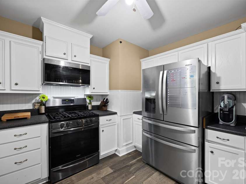 313 Jackson Street, Fort Mill, SC 29715.  MLS# CAR4412256, YatesRealty ID 43306. 