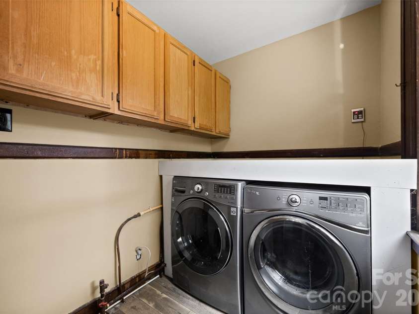 313 Jackson Street, Fort Mill, SC 29715.  MLS# CAR4412256, YatesRealty ID 43306. 