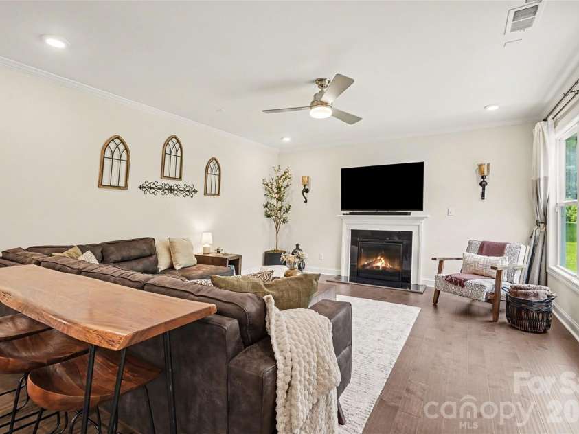 2218 Idol Rock Drive, Fort Mill, SC 29707.  MLS# CAR4407955, YatesRealty ID 43307. 