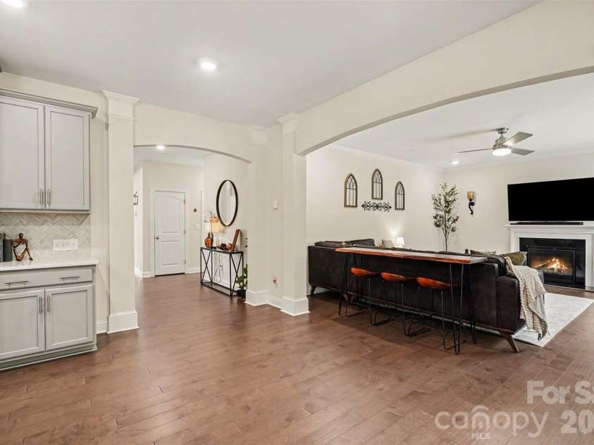 2218 Idol Rock Drive, Fort Mill, SC 29707.  MLS# CAR4407955, YatesRealty ID 43307. 