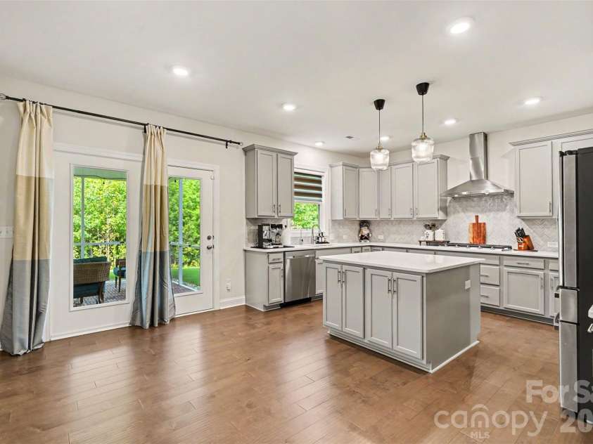 2218 Idol Rock Drive, Fort Mill, SC 29707.  MLS# CAR4407955, YatesRealty ID 43307. 