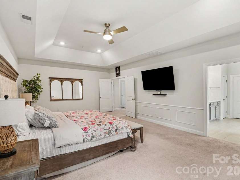 2218 Idol Rock Drive, Fort Mill, SC 29707.  MLS# CAR4407955, YatesRealty ID 43307. 