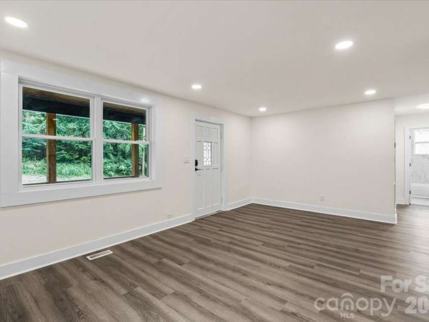 82 Georgia Street, Concord, NC 28025.  MLS# CAR4411337, YatesRealty ID 43308. 