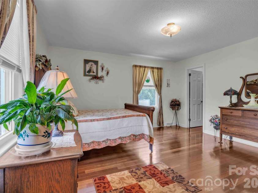 137 Proust Road, Statesville, NC 28625.  MLS# CAR4344197, YatesRealty ID 4331. 