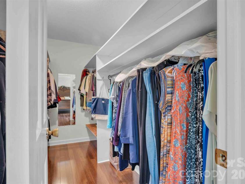 137 Proust Road, Statesville, NC 28625.  MLS# CAR4344197, YatesRealty ID 4331. 