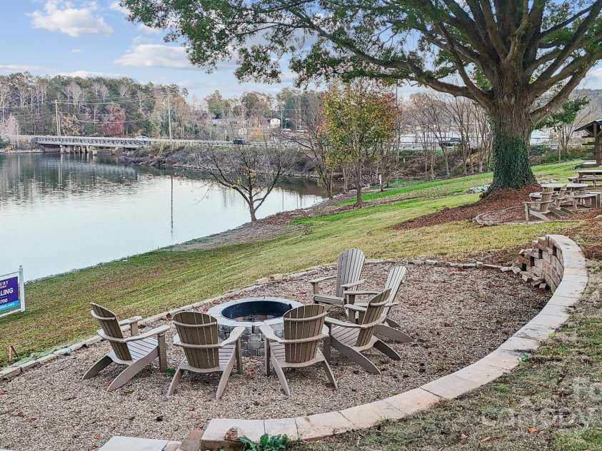 4455 Reed Creek Drive, Sherrills Ford, NC 28673.  MLS# CAR4268738, YatesRealty ID 4331. 