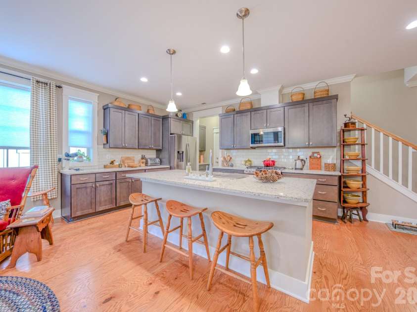 560 Sweet Birch Park Lane, Black Mountain, NC 28711.  MLS# CAR4374180, YatesRealty ID 4331. 