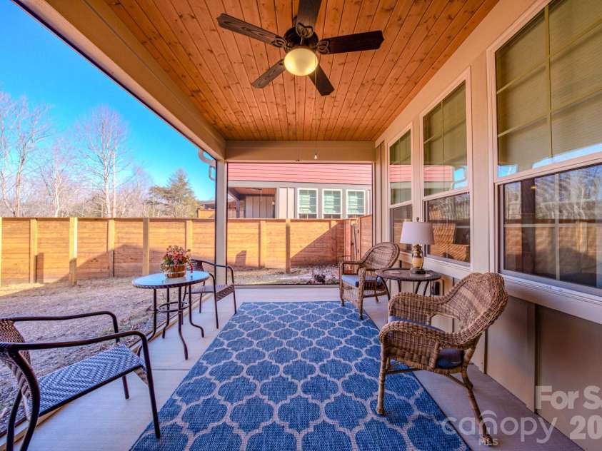 560 Sweet Birch Park Lane, Black Mountain, NC 28711.  MLS# CAR4374180, YatesRealty ID 4331. 