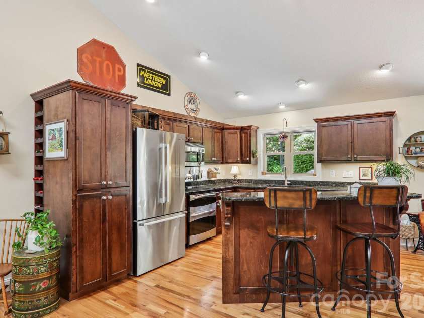 25 Arnie Drive, Etowah, NC 28729.  MLS# CAR4408275, YatesRealty ID 43310. 
