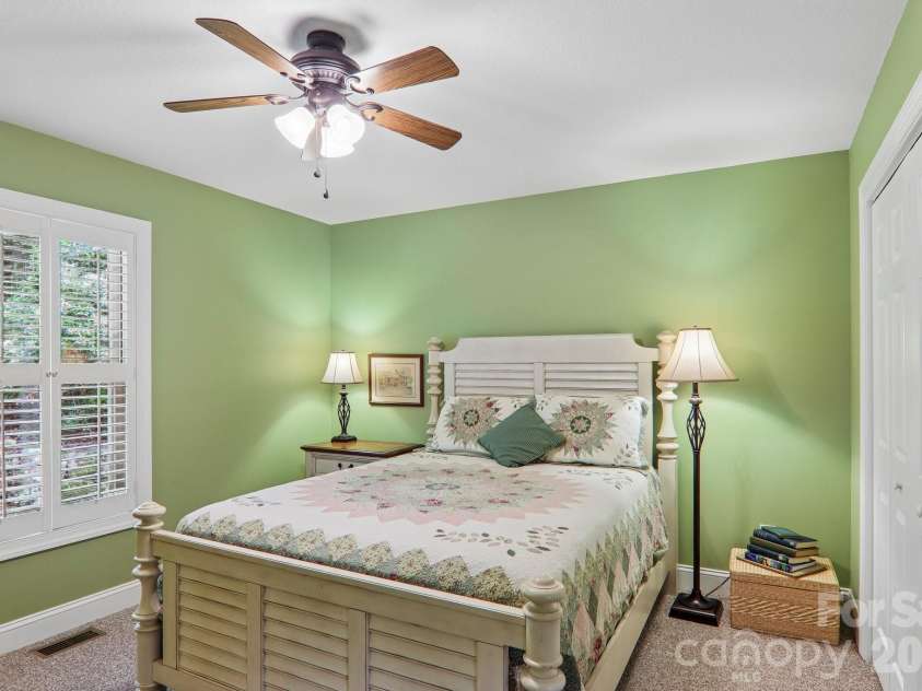 25 Arnie Drive, Etowah, NC 28729.  MLS# CAR4408275, YatesRealty ID 43310. 