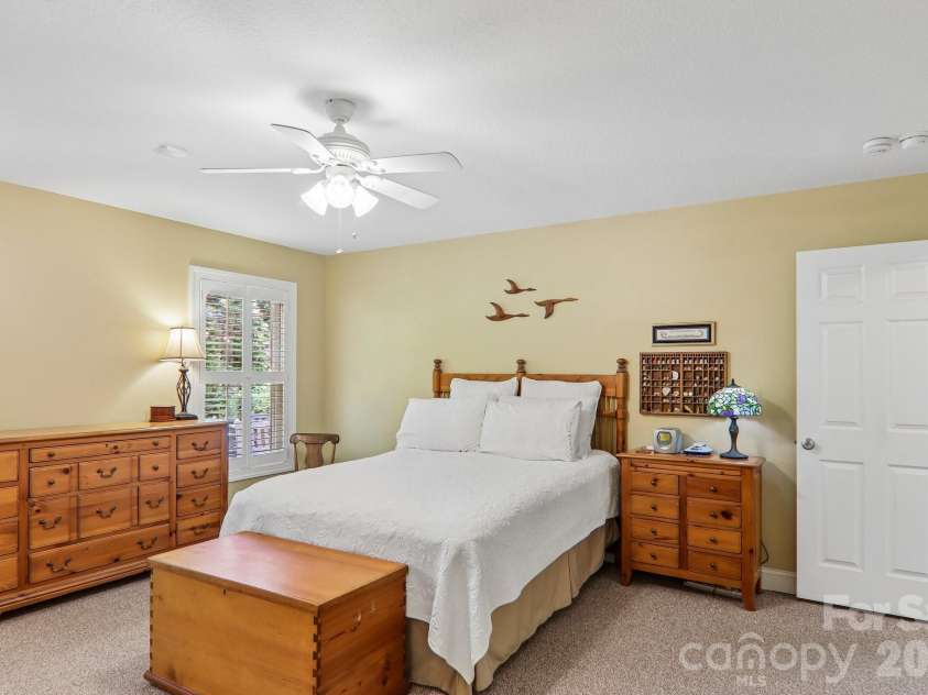 25 Arnie Drive, Etowah, NC 28729.  MLS# CAR4408275, YatesRealty ID 43310. 