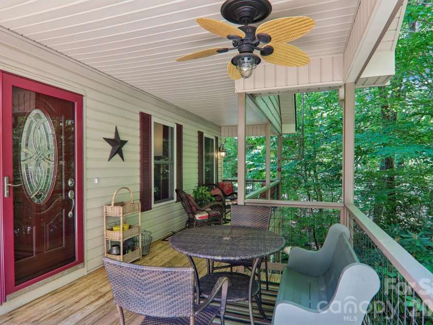 25 Arnie Drive, Etowah, NC 28729.  MLS# CAR4408275, YatesRealty ID 43310. 