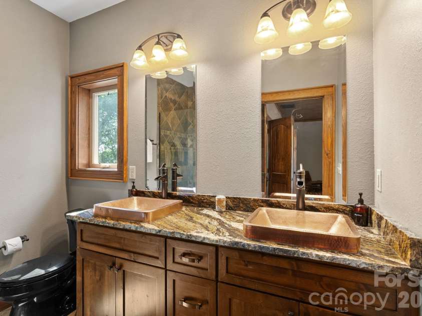 100 Moonshineholler Drive, Maggie Valley, NC 28751.  MLS# CAR4412066, YatesRealty ID 43311. 