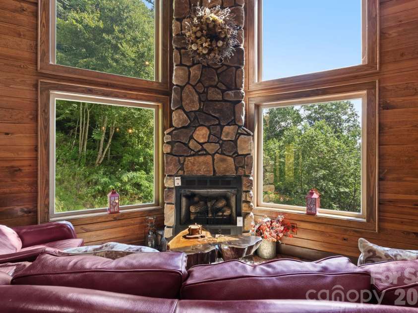 100 Moonshineholler Drive, Maggie Valley, NC 28751.  MLS# CAR4412066, YatesRealty ID 43311. 